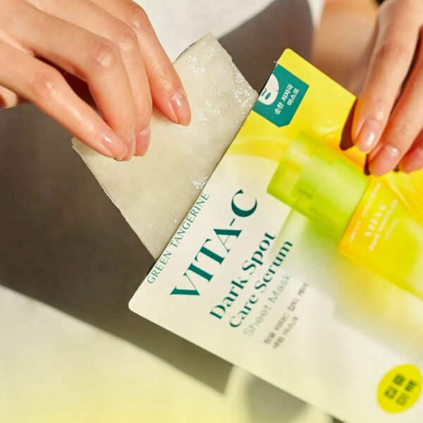 Green Tangerine Vita-C Dark Spot Care Serum Mask